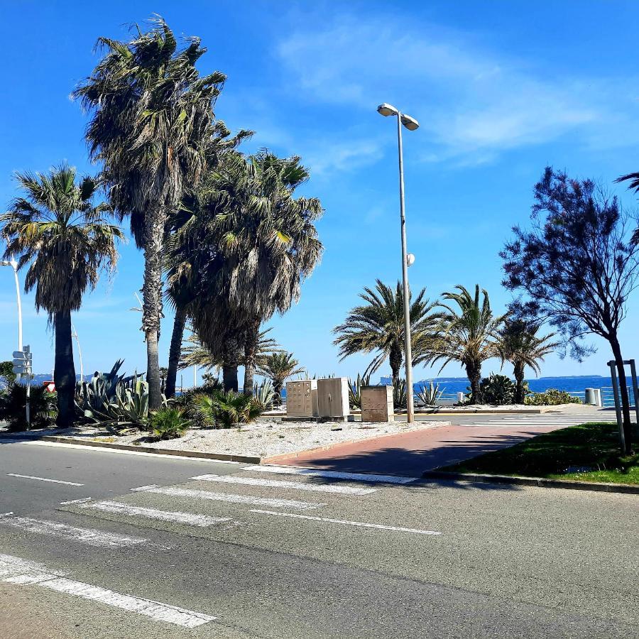 4-Star Beachfront Appartment- Sea View Cannes Eksteriør bilde